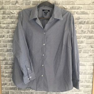 Women’s button up long sleeve size 1X. Chaps.